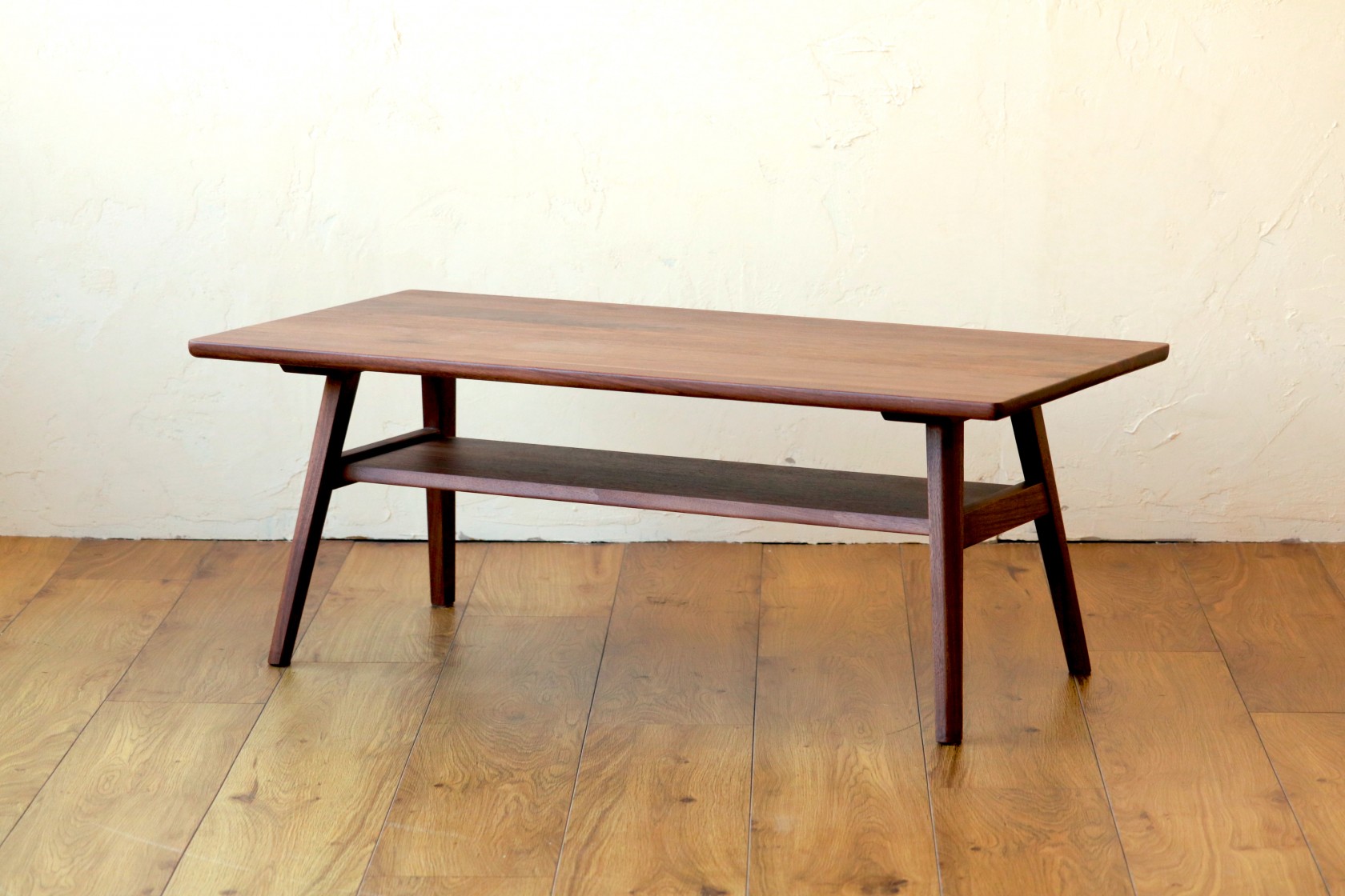 Living Table – 047